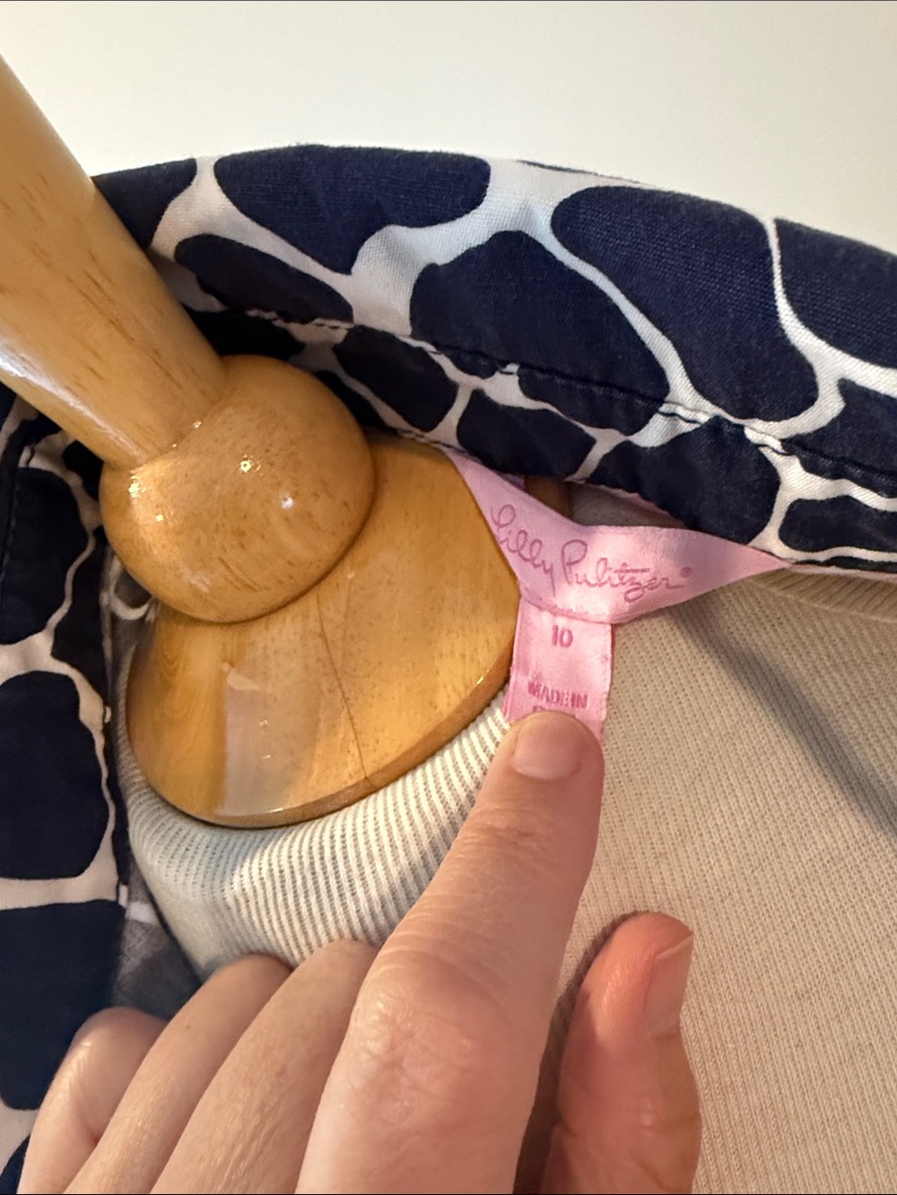 Lilly Pulitzer Navy and White Giraffe-Print Shirt Dress - Picture 6 of 6